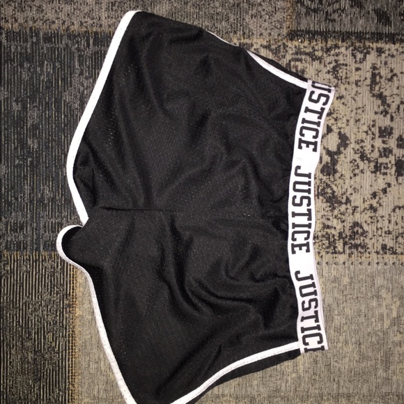 SPORT SHORTS - Picture 3 of 10